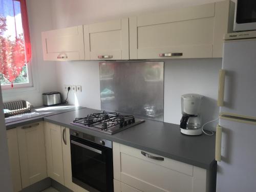 廚房, Anse Cassin in 浩特漁村