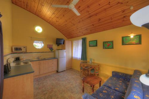 Sunlover Lodge Room Type - Queen Studio