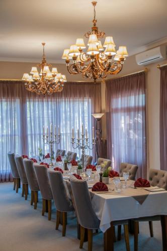 Kerami Manor & Day Spa in แมรีส์วิลล์
