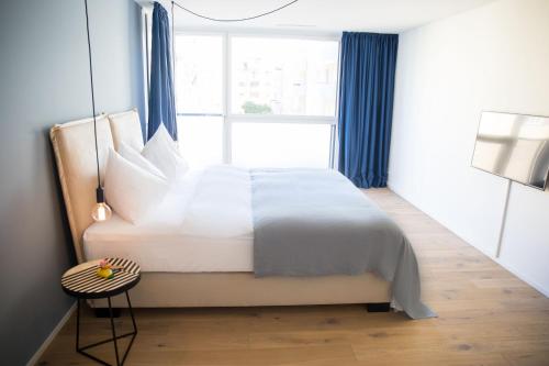 Large Two-Bedroom Apartment