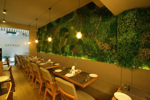 Hotel Suncity Apollo near Colaba Causeway