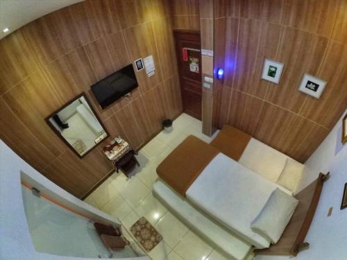 Cabin Hotel Bhayangkara