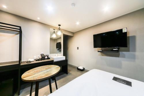 Hotel On