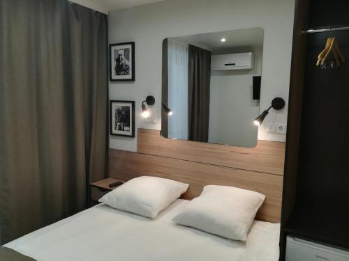 Hotel Relax - image 11