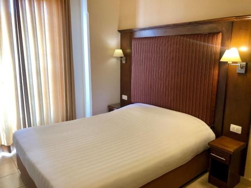 1 twin bed