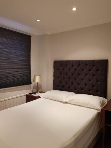 Blagrave Rooms - image 2