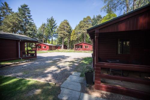 Invercauld Lodges