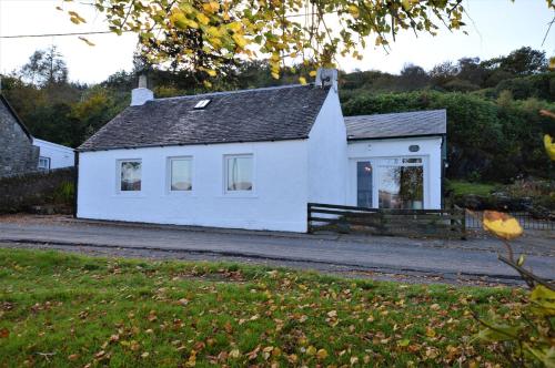 Gate Cottage - image 2