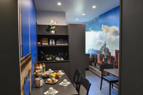 Pompei Inn Ruins B&B Luxury Suite - image 4