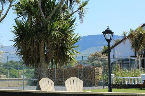 Armada Lodge Seashore Holiday Apartment in Dunglow