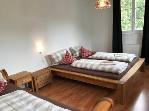 Hotel Landgasthof Sonne Hotel Landgasthof Sonne is conveniently located in the popular Mahlberg area. Featuring a complete list of amenities, guests will find their stay at the property a comfortable one. Luggage storage, ai