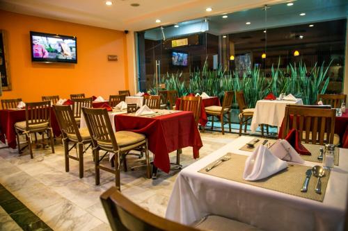 Restaurant, Hotel Buenos Aires in El Bosque