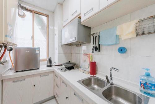 Xi’an Beilin·Moslem Street (Huimin Jie)· Locals Apartment 00174500 in Xian