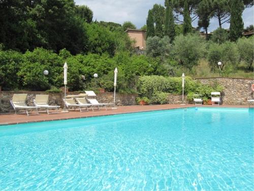 Terrenzano Villa Sleeps 6 with Pool and WiFi