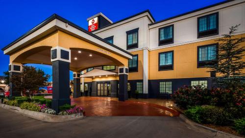 Best Western Barsana Hotel & Suites - image 9