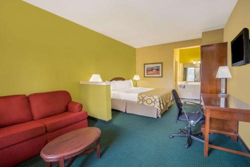 Baymont by Wyndham Warrenton - image 8