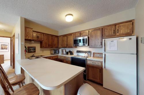 Gold Creek 208 - image 2