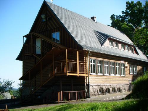 Szkolne Schronisko Młodzieżowe Złoty Widok - Accommodation - Piechowice