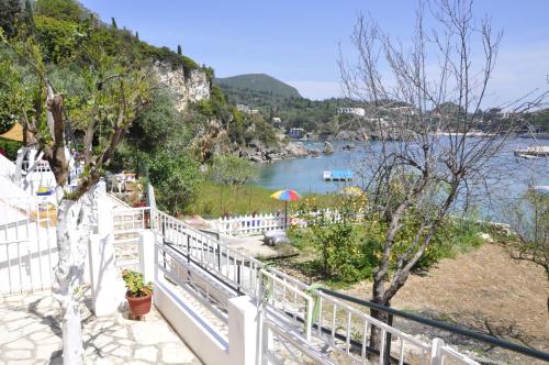 Molos Beach Apartments 3