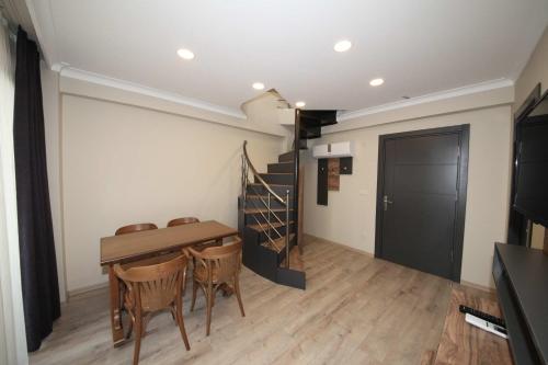 Corner Suite, Istanbul (photo 6)