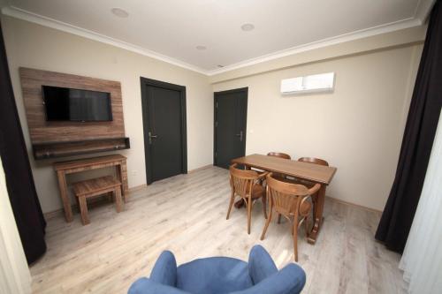 Corner Suite, Istanbul (photo 10)