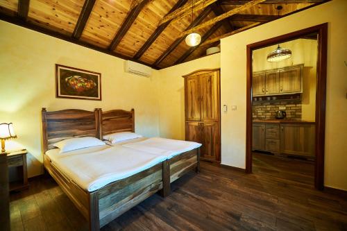 Eco Resort Cermeniza in Virpazar