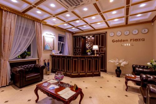 Golden Plaza Hotel - image 6