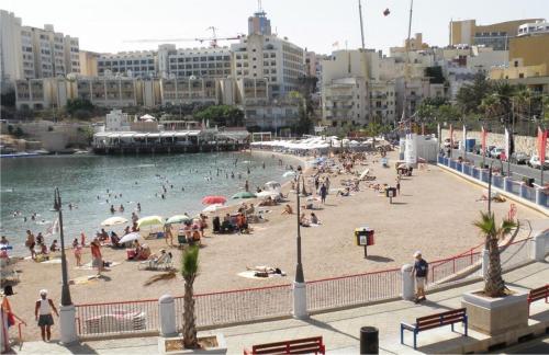Luxury Apartment inc Pool & Views - image 12