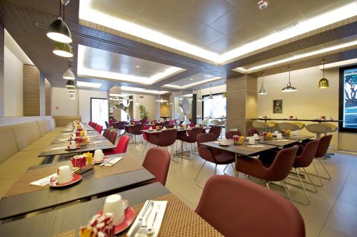 Mercure Roma Centro Colosseo - image 5