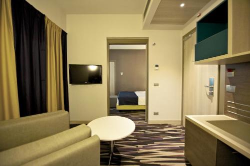 Mercure Roma Centro Colosseo - image 14