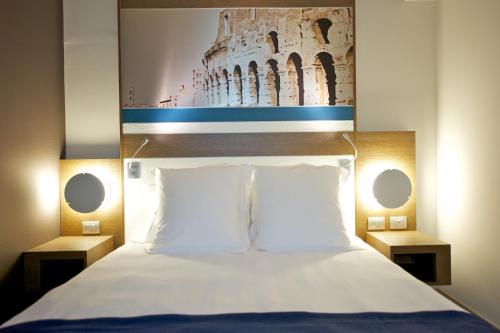 Mercure Roma Centro Colosseo - image 3