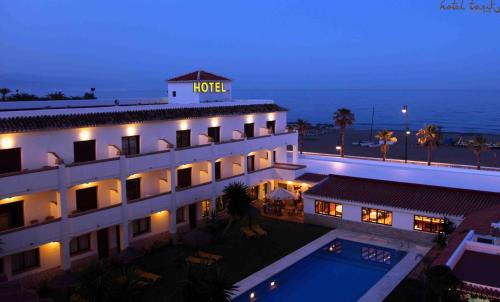Úszómedence, Hotel Tarik in Carihuela