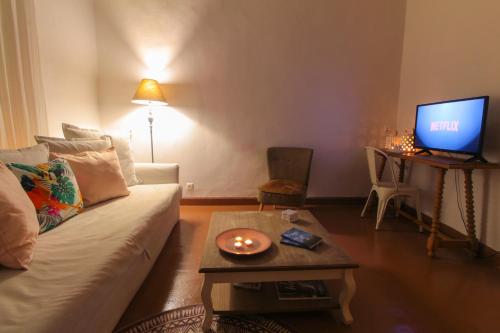 Luxurious Apt in the ♥ of Tinos