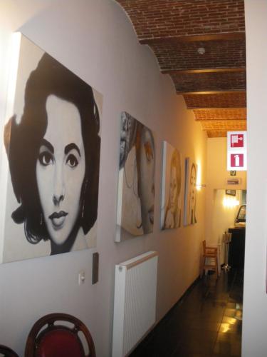 Amaryllis Hotel Veurne - image 5