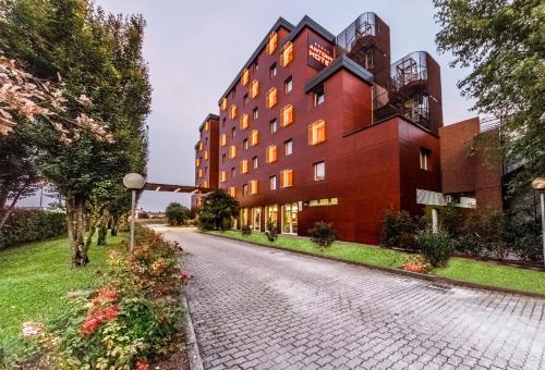 Antony Hotel - image 12