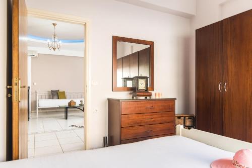 Yiannis Manos Hotel Resort - image 12