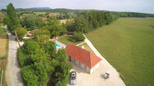 Gîte**** " La maison du charpentier " gîte à louer Forêt de Chaux