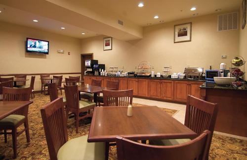 Restaurante, Country Inn & Suites by Radisson, Crestview, FL in Crestview (FL)
