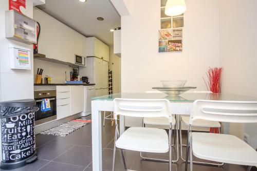 Tagus 5 Colours Suites in อัลเกส