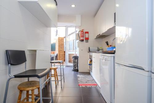Tagus 5 Colours Suites in อัลเกส