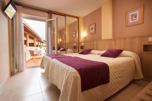 Erkély/terasz, Hotel El Refugio 3 estrellas in Cobreces