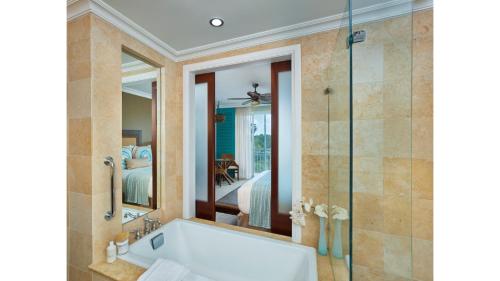 Cheeca Lodge & Spa - image 4