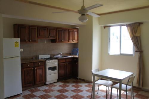 Kitchen, Plaza Real Resort in Juan Dolio