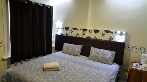 Portsmouth Budget Hotels - All rooms are EN-SUITE