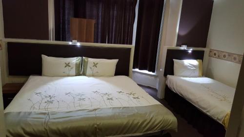 Portsmouth Budget Hotels - All rooms are EN-SUITE