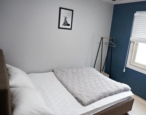 AIRPORT Guesthouse Room Type - Double Room