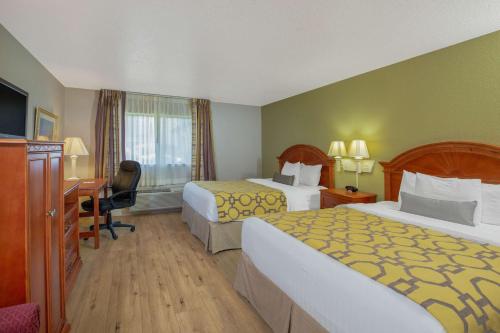 Queen Room with Two Queen Beds - Disability Access