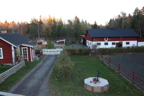 Haga gård och Stall