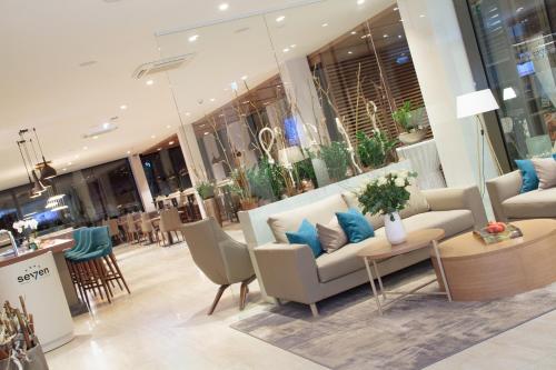 Restaurant, Hotel Seven in Prossowitsch