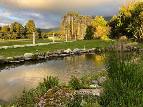 High Peaks Hotel in Fox Glacier